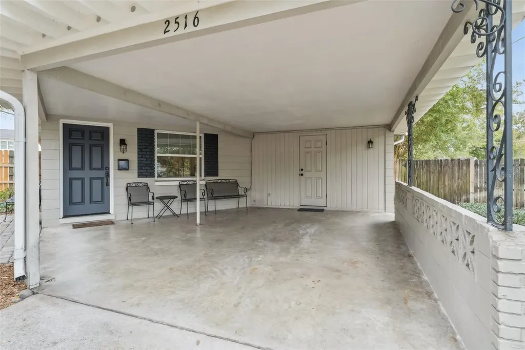 2516 Helen Avenue Orlando FL 32804