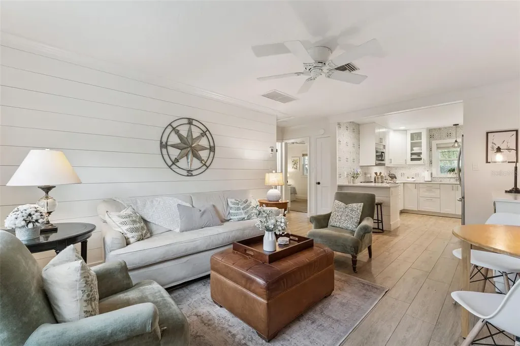 2516 Helen Avenue Orlando FL 32804
