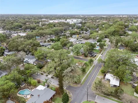 2516 Helen Avenue Orlando FL 32804