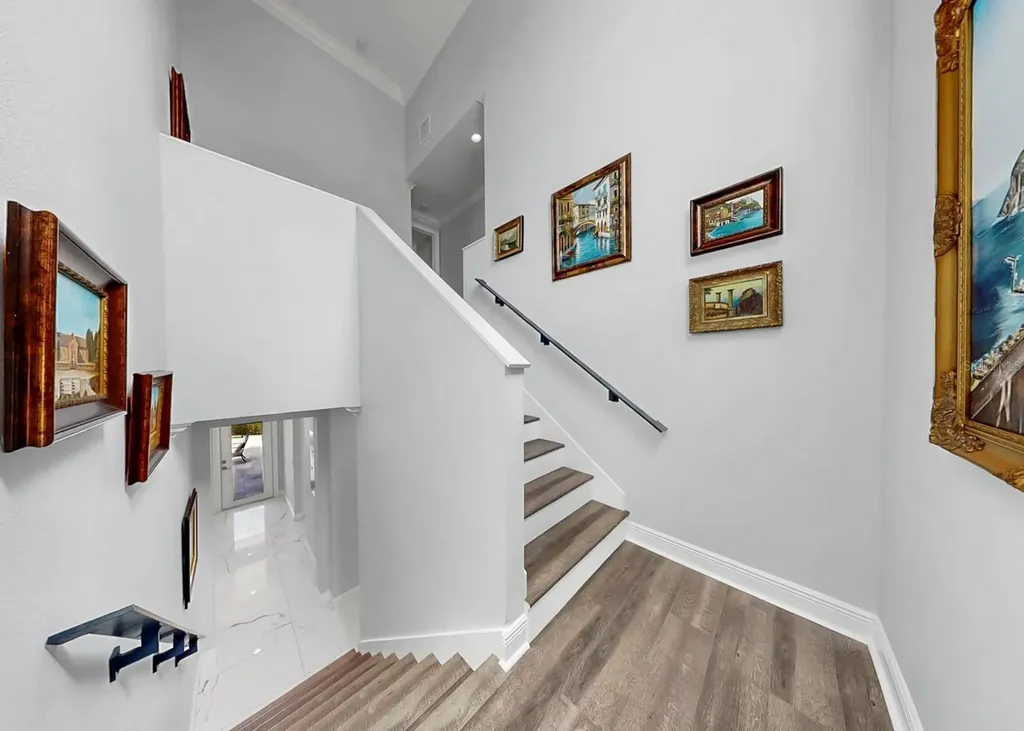 901 Capriccio Lane Apollo Beach FL 33572