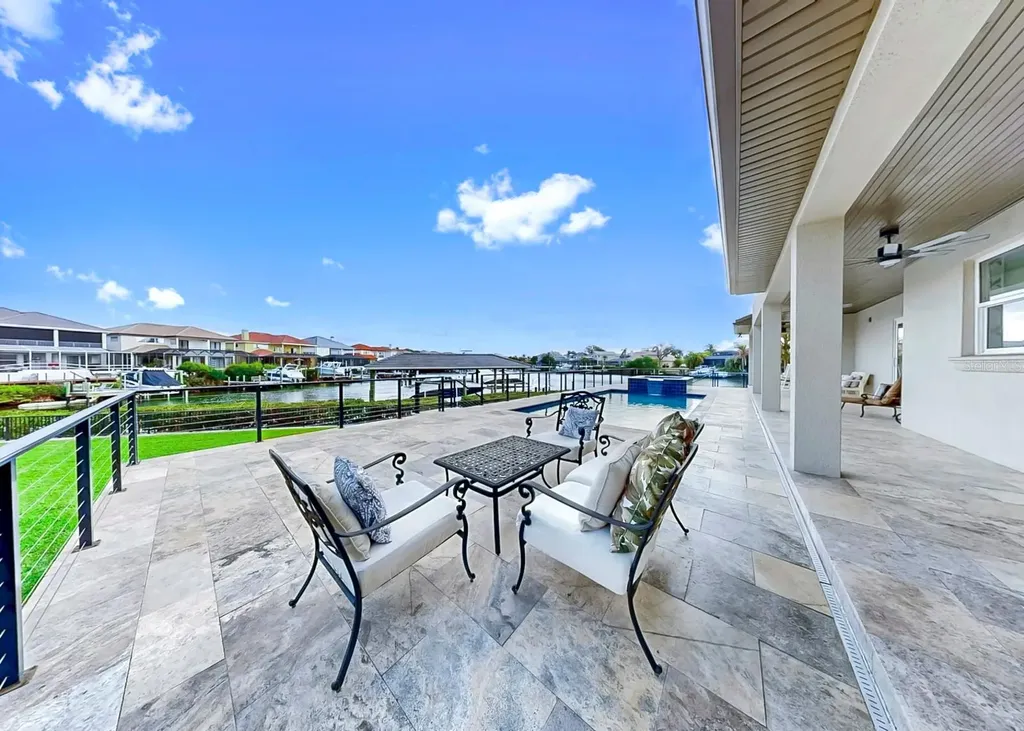901 Capriccio Lane Apollo Beach FL 33572