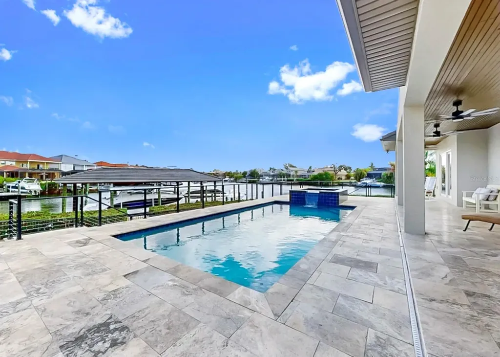 901 Capriccio Lane Apollo Beach FL 33572