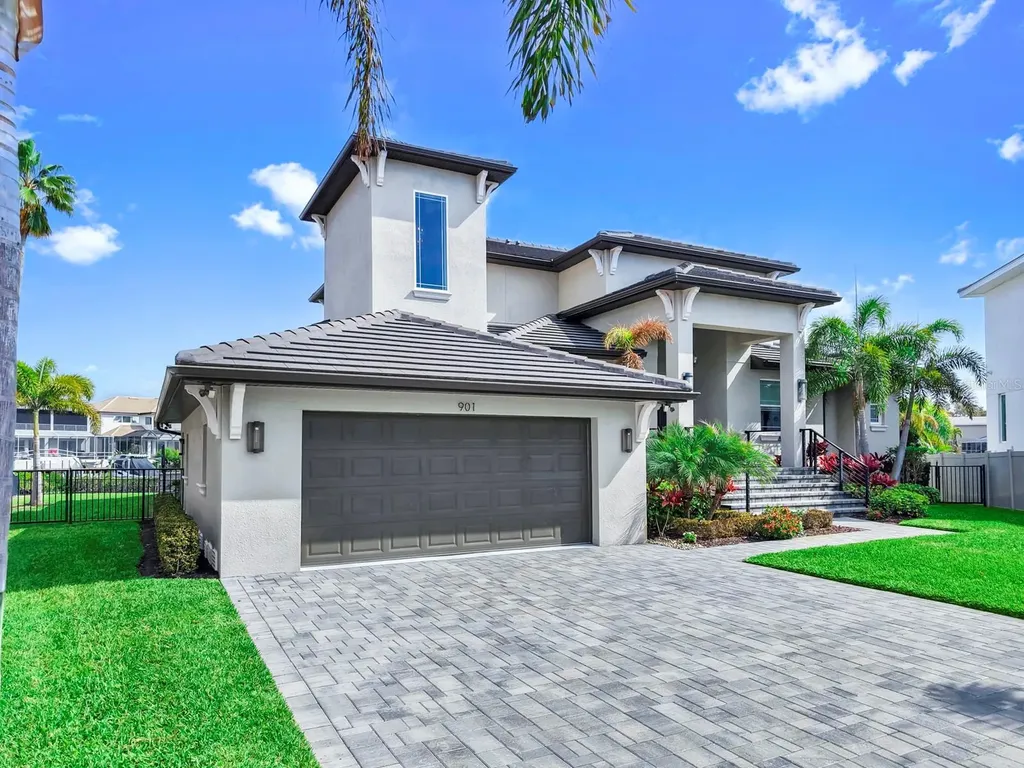 901 Capriccio Lane Apollo Beach FL 33572