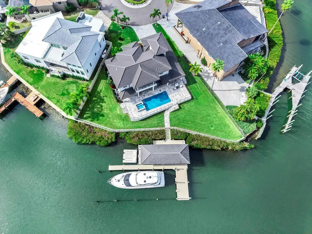 901 Capriccio Lane Apollo Beach FL 33572