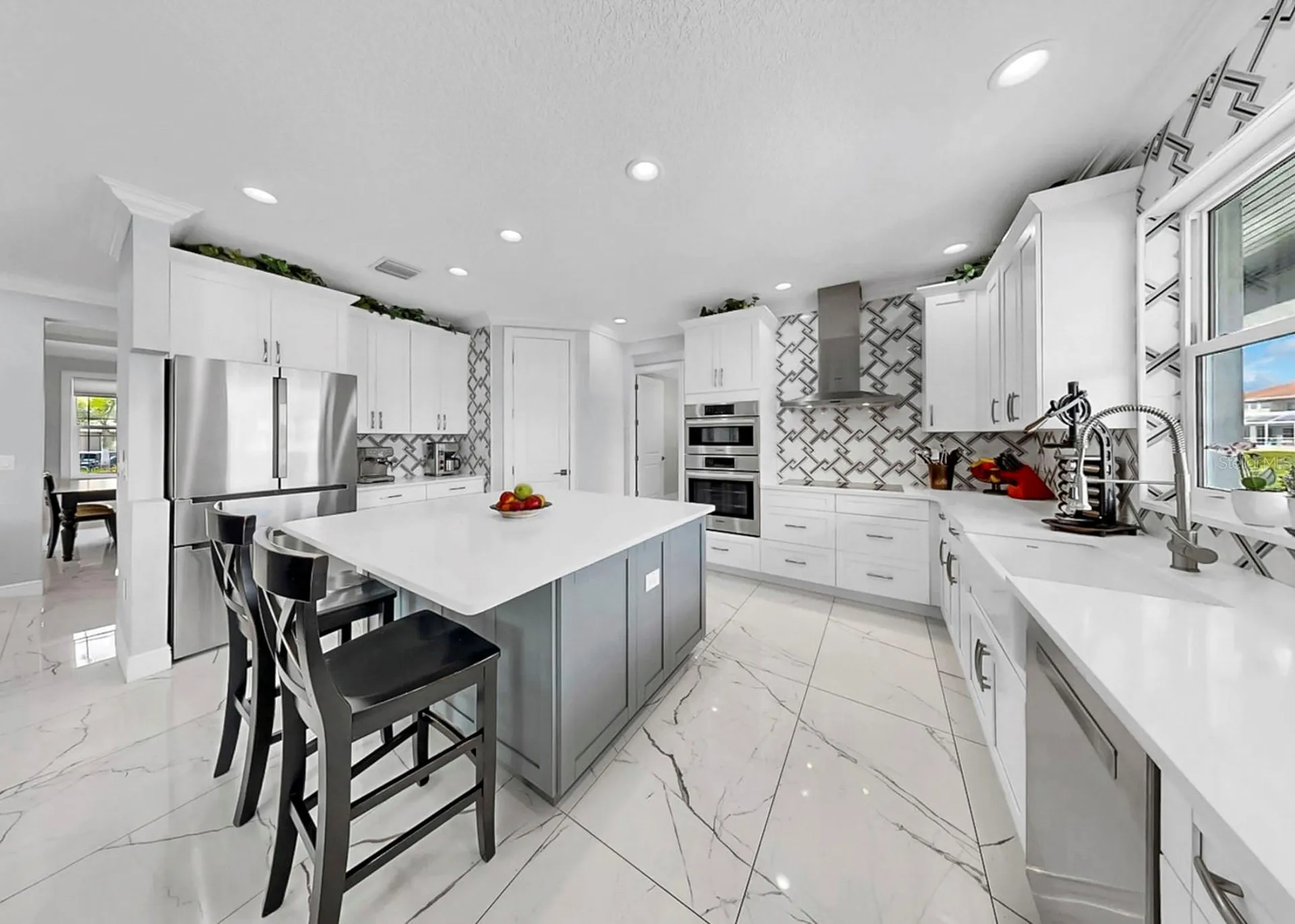901 Capriccio Lane Apollo Beach FL 33572