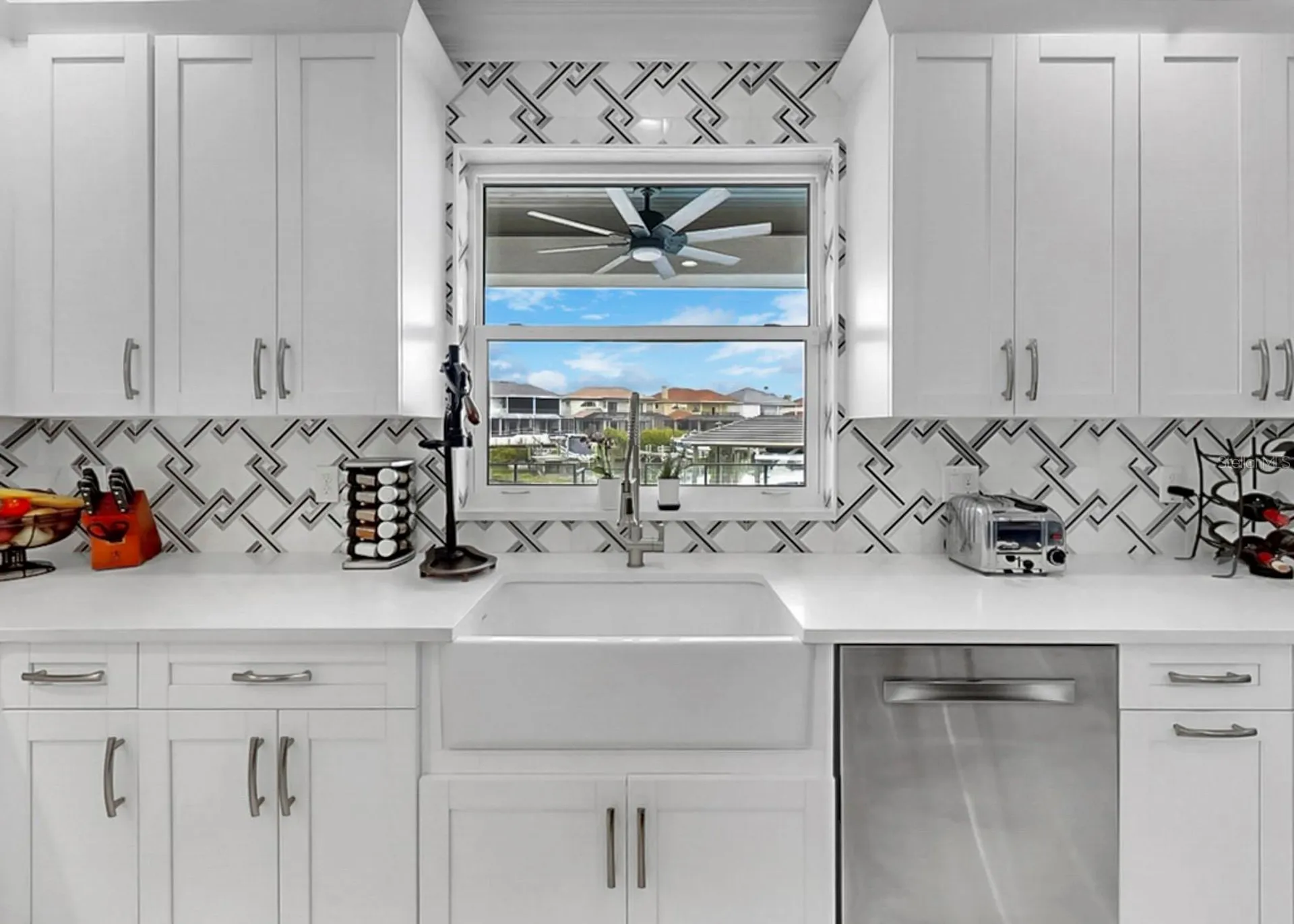 901 Capriccio Lane Apollo Beach FL 33572