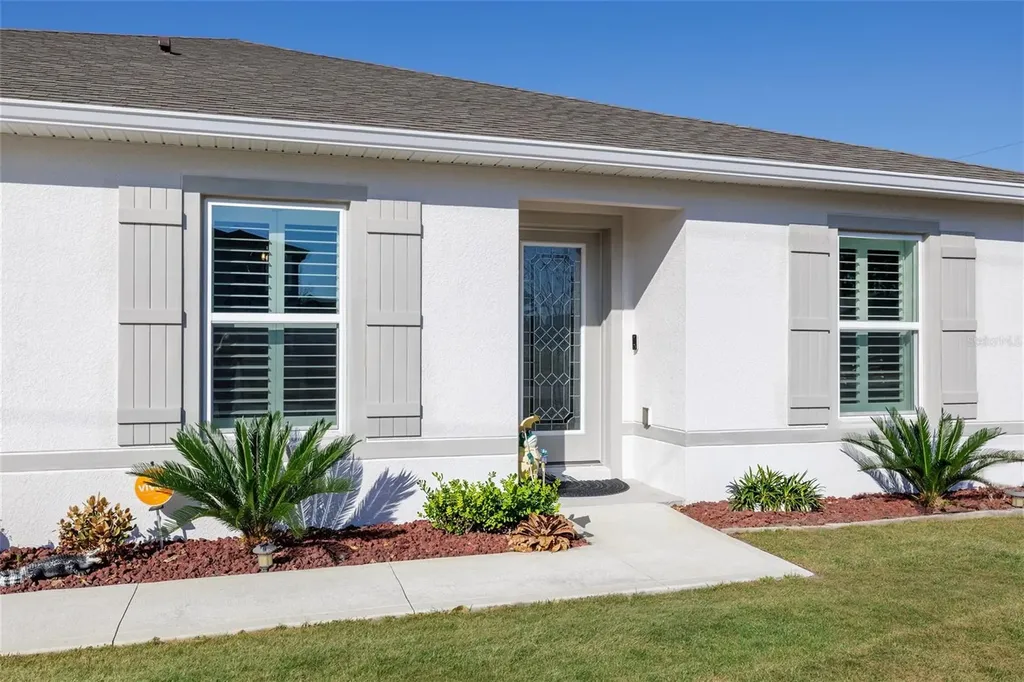 2 Rainrock Place Palm Coast FL 32164
