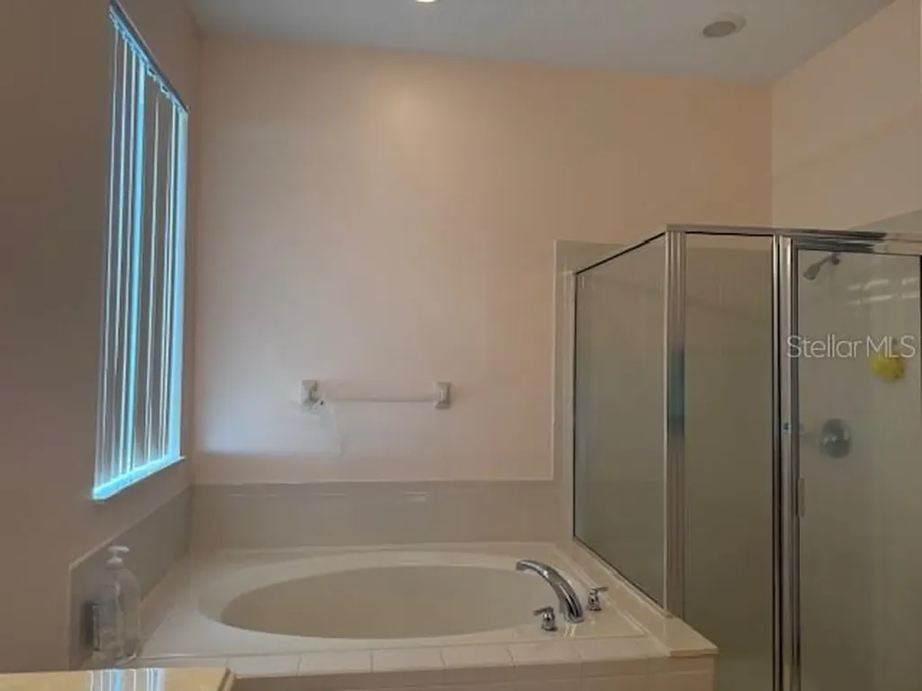 7430 Bear Claw Run Orlando FL 32825