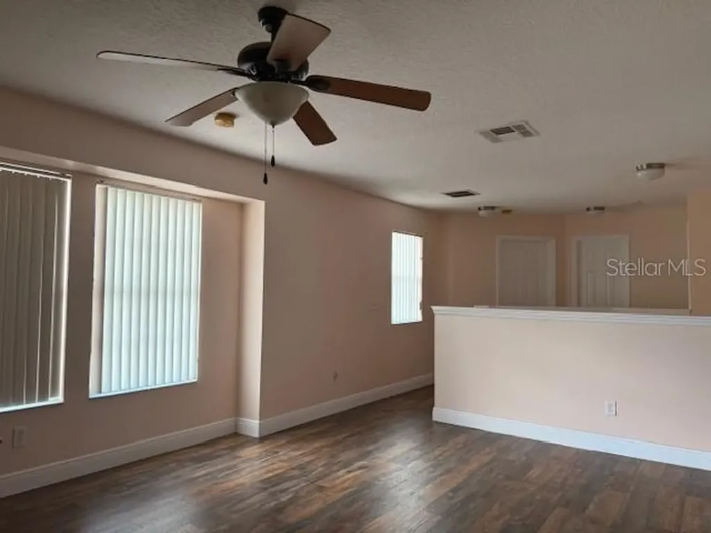 7430 Bear Claw Run Orlando FL 32825