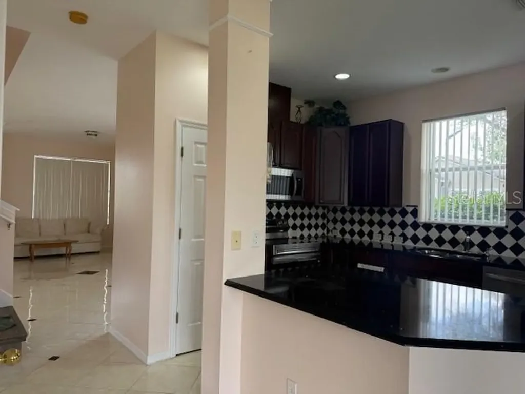 7430 Bear Claw Run Orlando FL 32825