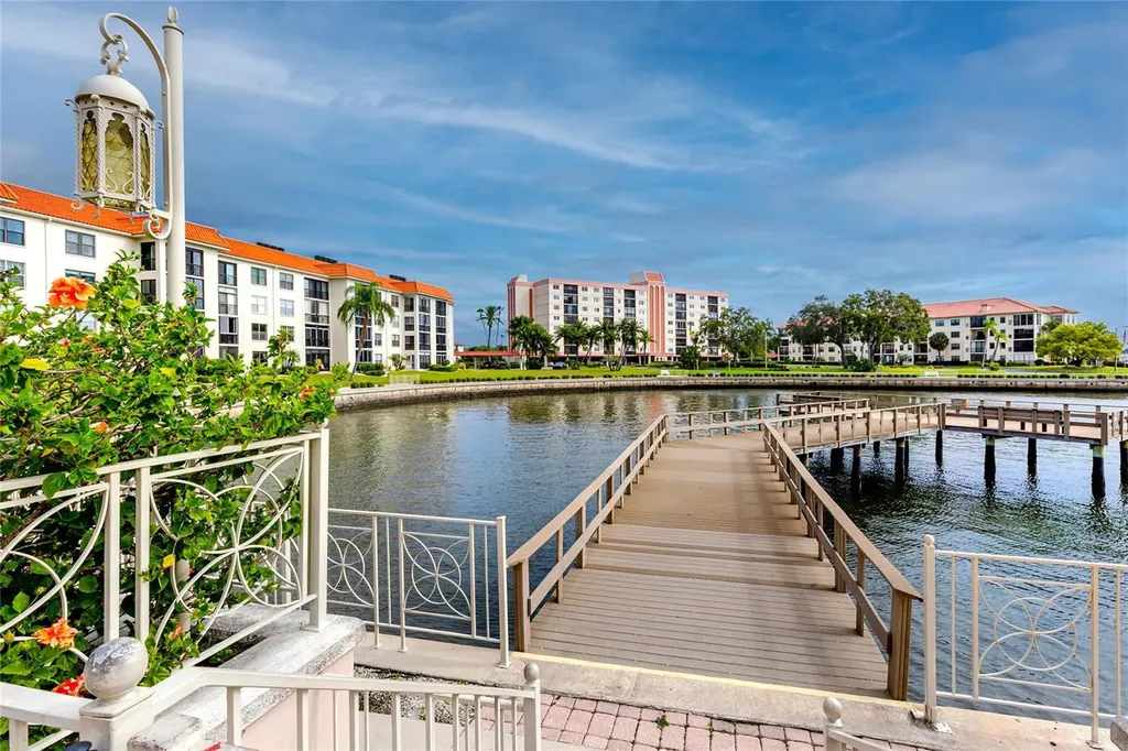 19029 Us Highway 19 N Clearwater FL 33764
