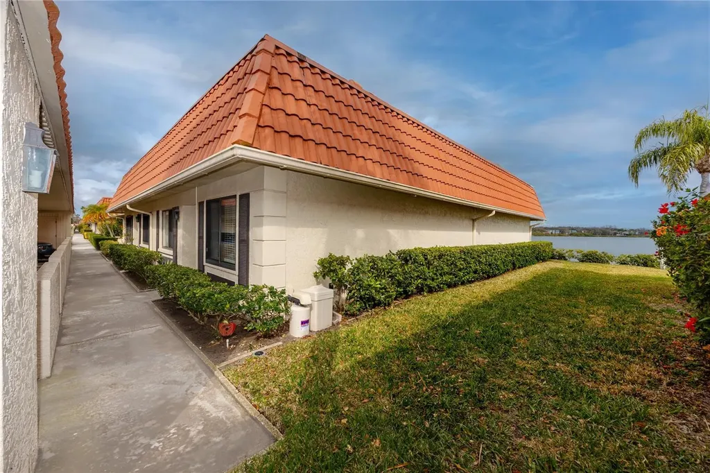 19029 Us Highway 19 N Clearwater FL 33764