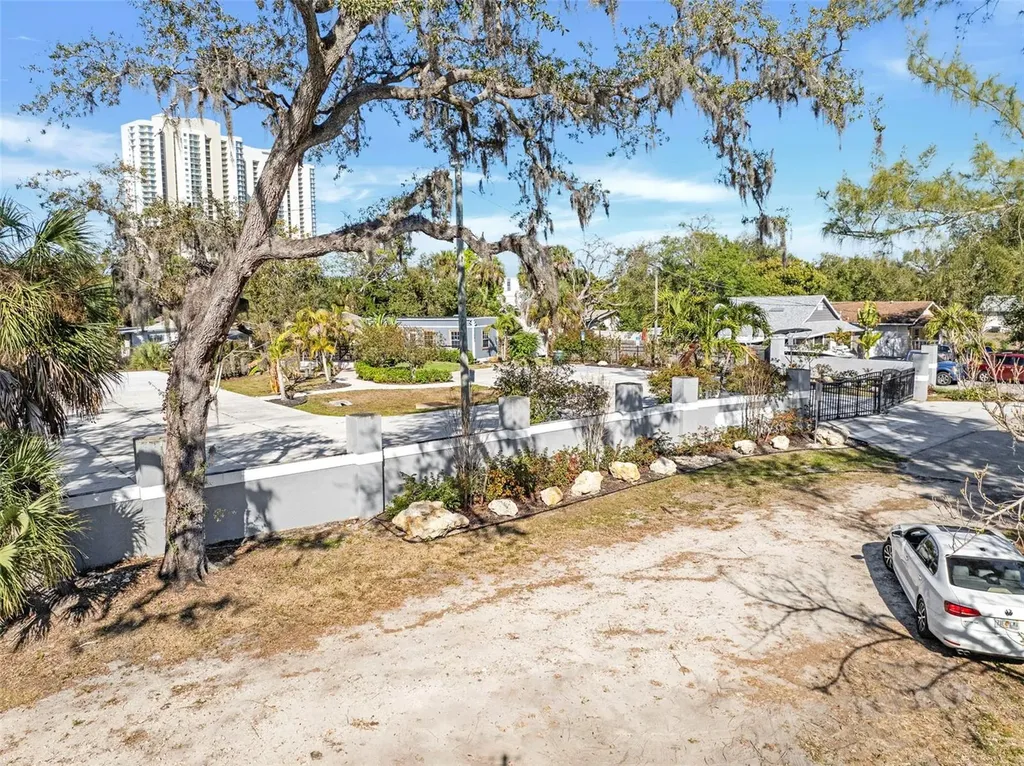 1280 & 1290 Williams Street Fort Myers FL 33916
