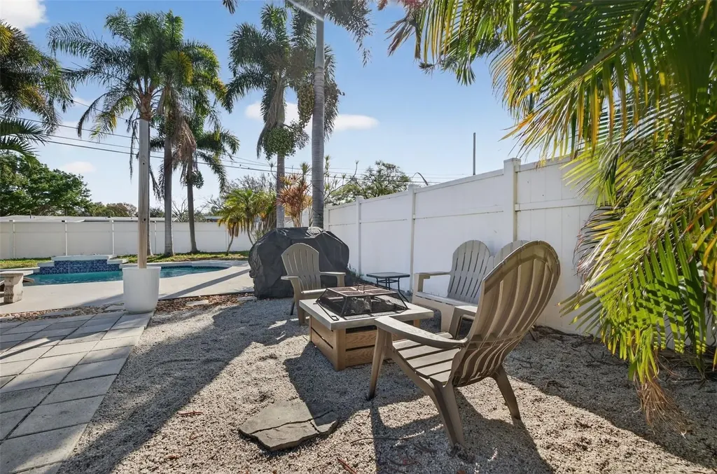 3911 21st Street N St Petersburg FL 33714