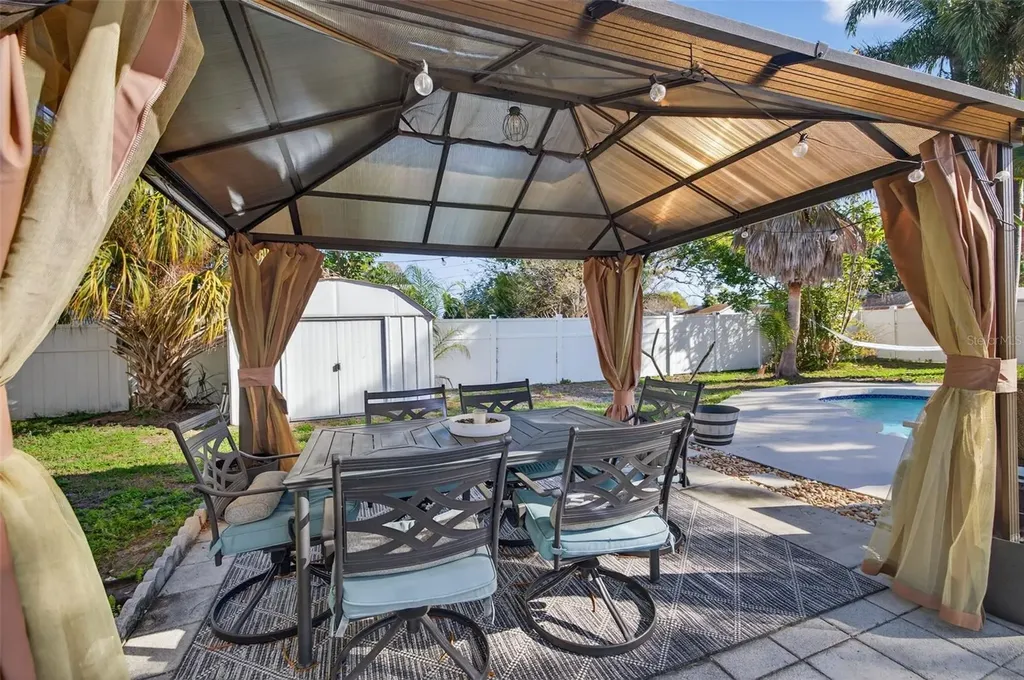 3911 21st Street N St Petersburg FL 33714