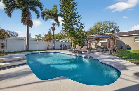 3911 21st Street N St Petersburg FL 33714