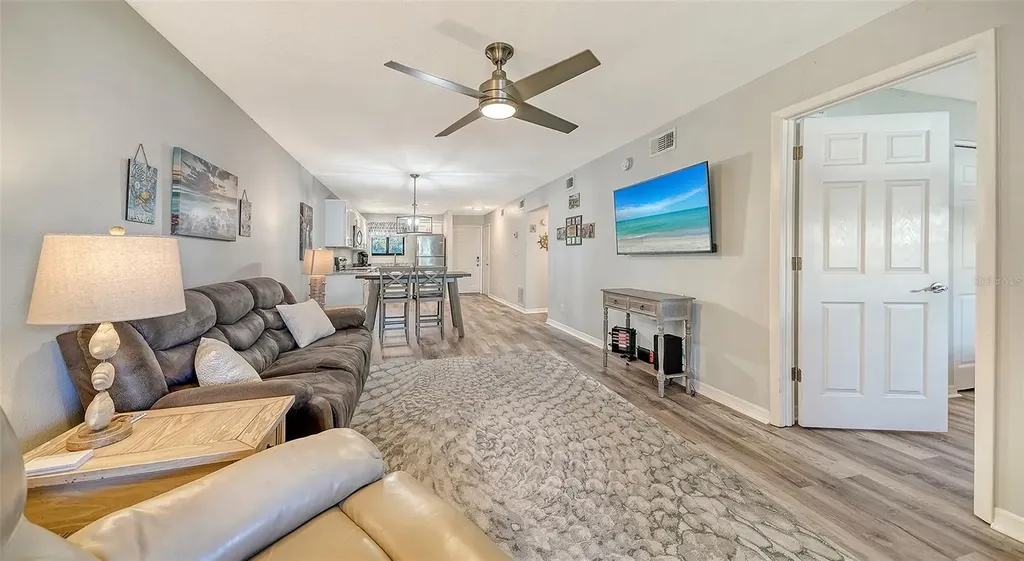 6033 34th Street W Bradenton FL 34210