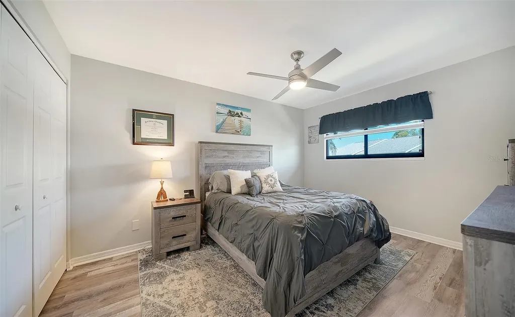 6033 34th Street W Bradenton FL 34210