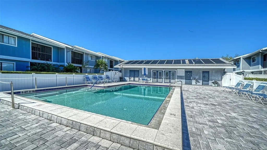 6033 34th Street W Bradenton FL 34210
