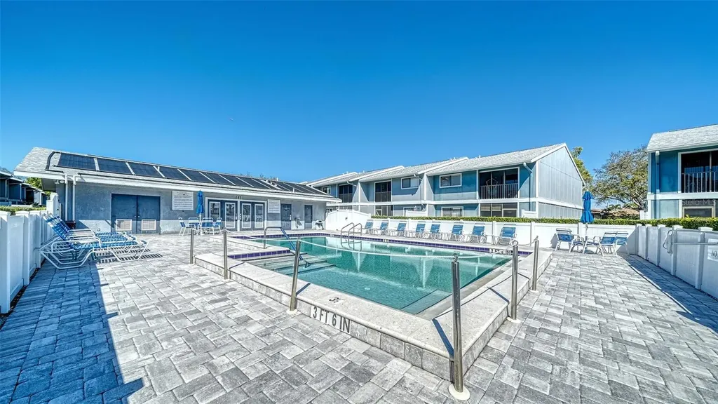 6033 34th Street W Bradenton FL 34210