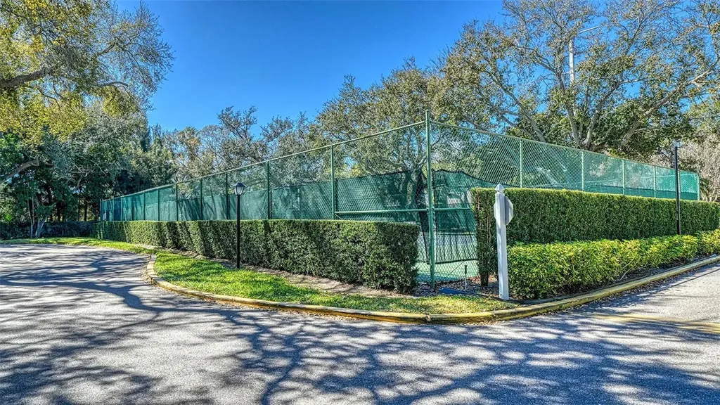 6033 34th Street W Bradenton FL 34210