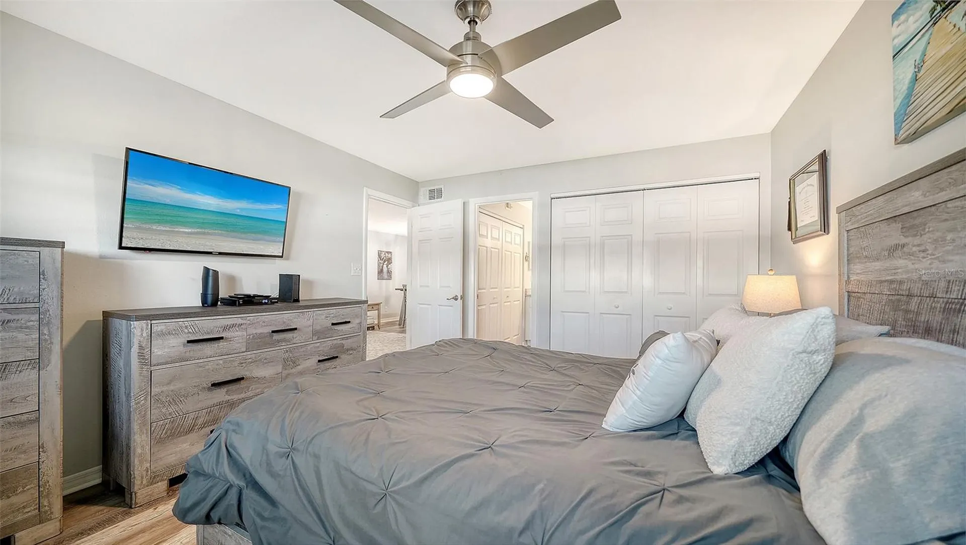 6033 34th Street W Bradenton FL 34210