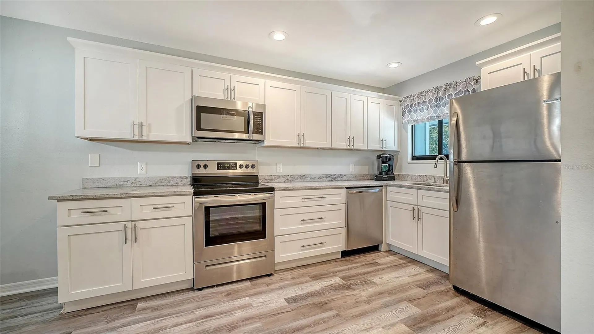 6033 34th Street W Bradenton FL 34210
