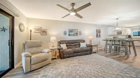 6033 34th Street W Bradenton FL 34210