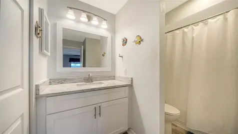 6033 34th Street W Bradenton FL 34210