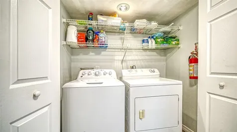 6033 34th Street W Bradenton FL 34210