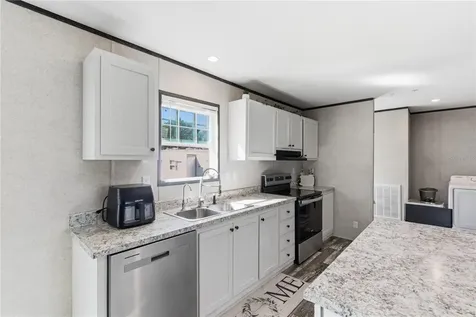 6109 Pinetree Drive Fort Meade FL 33841