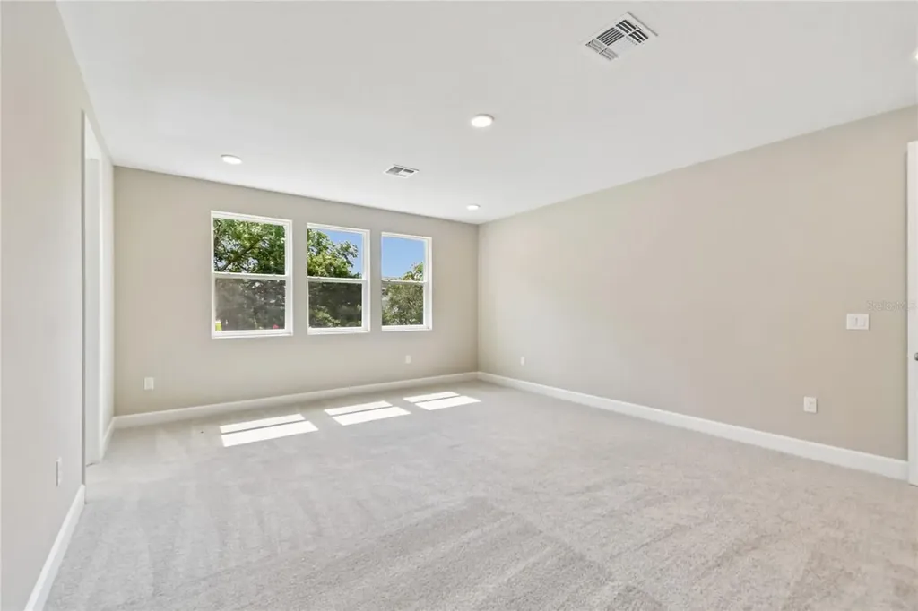 3318 Wolf Lake Avenue Apopka FL 32712