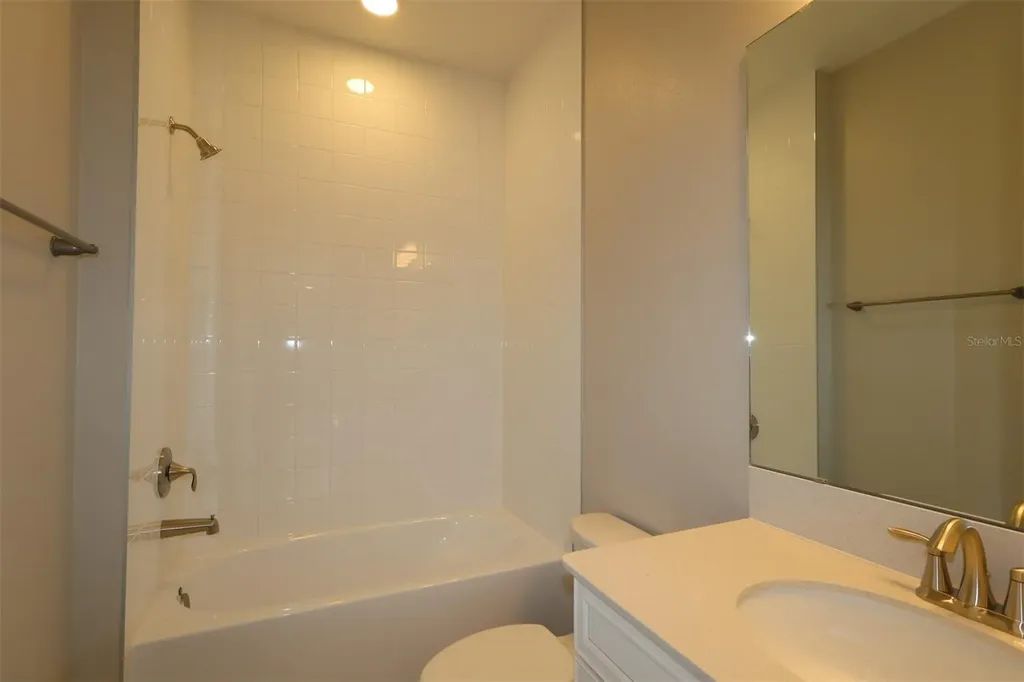 3318 Wolf Lake Avenue Apopka FL 32712