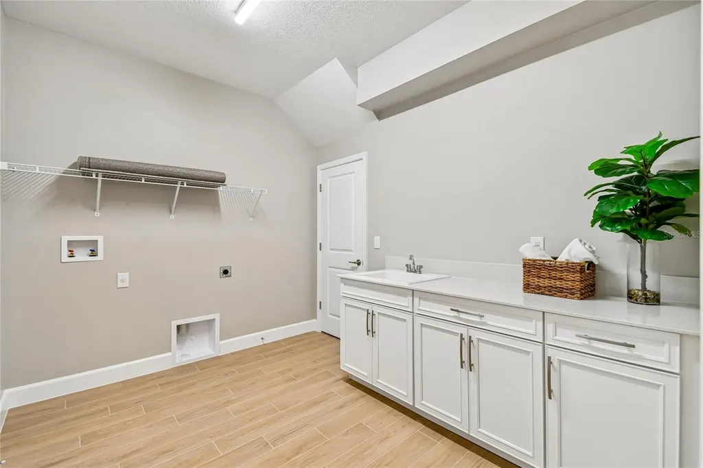 3318 Wolf Lake Avenue Apopka FL 32712