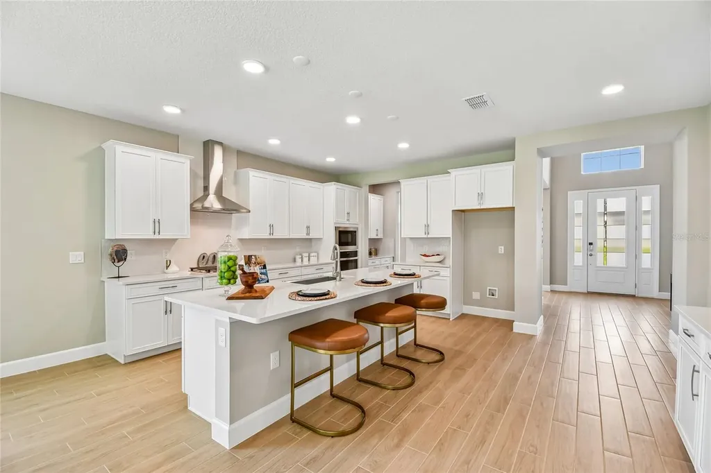 3318 Wolf Lake Avenue Apopka FL 32712