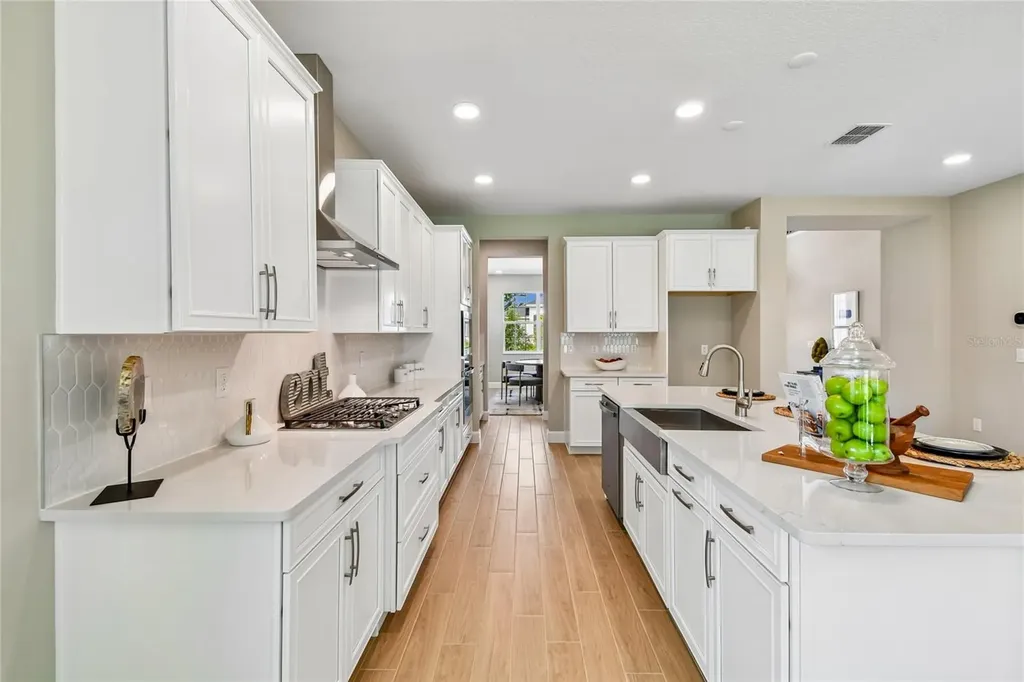 3318 Wolf Lake Avenue Apopka FL 32712