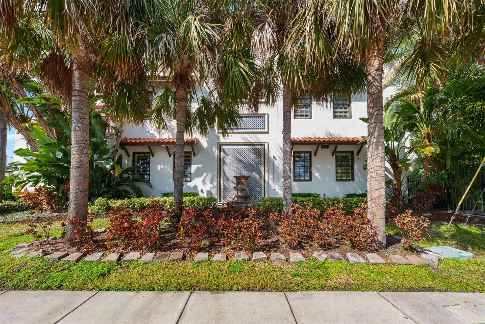 4911 W Melrose Avenue S Tampa FL 33629