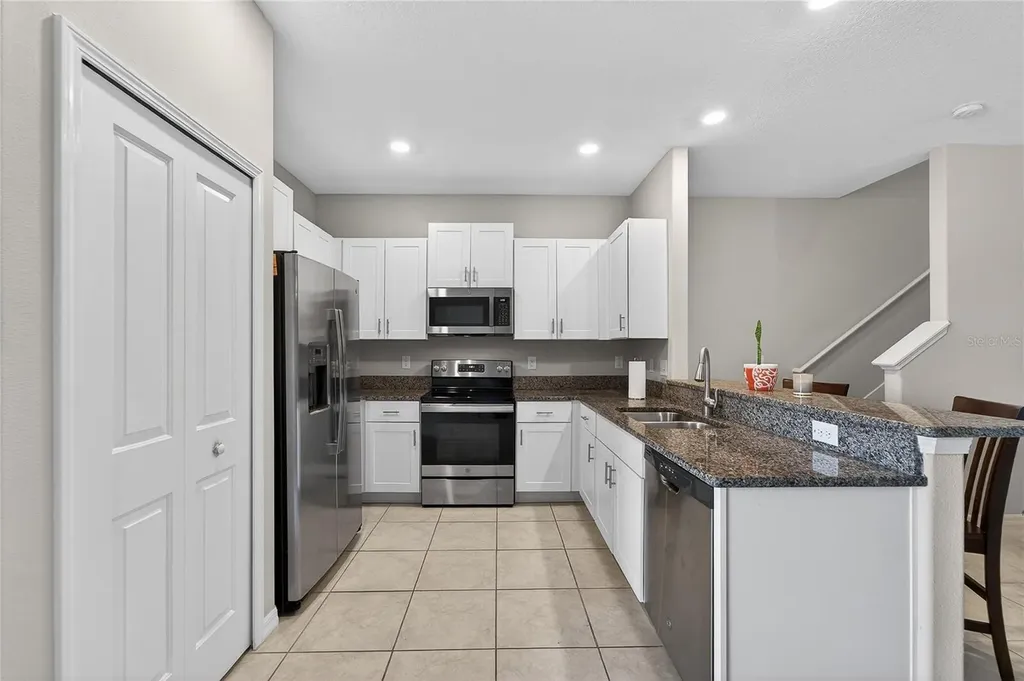 15519 Prestwick Rose Place Sun City Center FL 33573