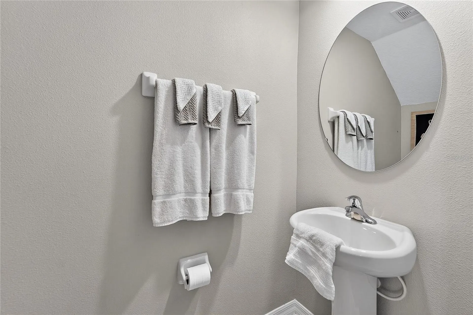 15519 Prestwick Rose Place Sun City Center FL 33573