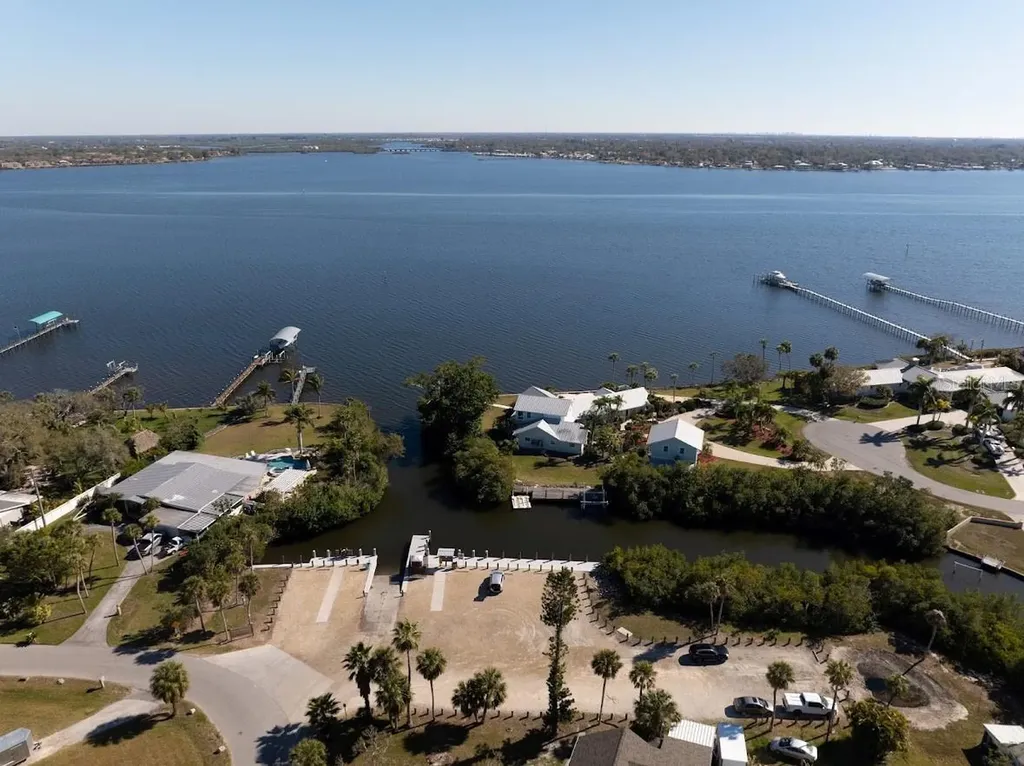 360 S Orchid Drive Ellenton FL 34222