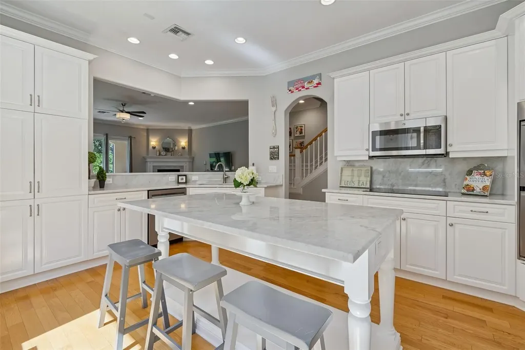 610 Saxony Boulevard St Petersburg FL 33716