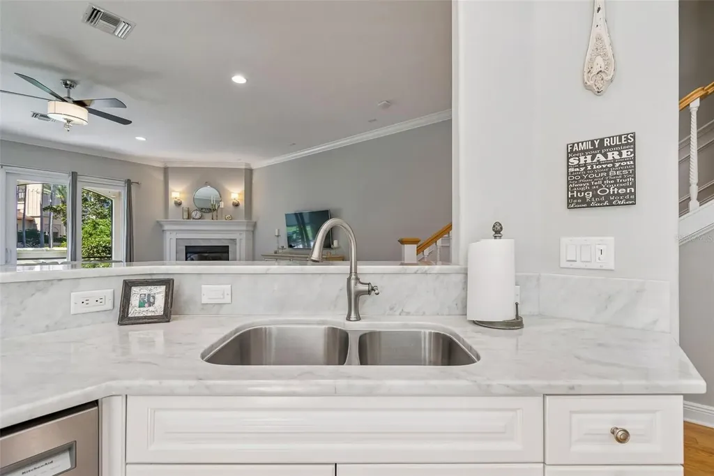 610 Saxony Boulevard St Petersburg FL 33716