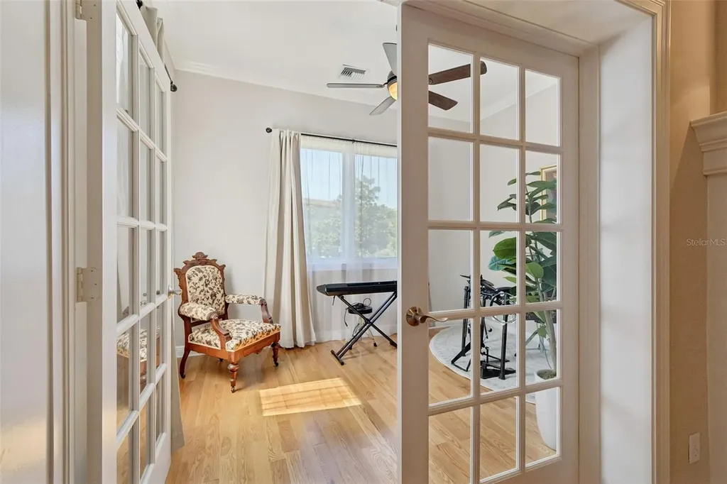 610 Saxony Boulevard St Petersburg FL 33716