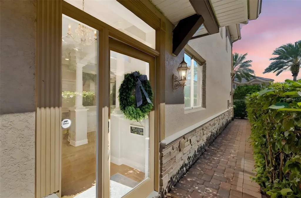 610 Saxony Boulevard St Petersburg FL 33716