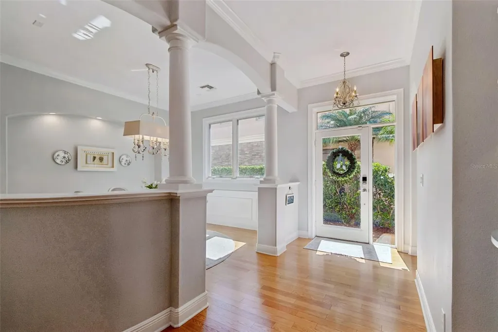 610 Saxony Boulevard St Petersburg FL 33716