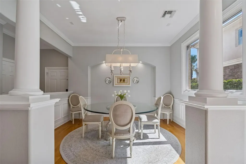 610 Saxony Boulevard St Petersburg FL 33716