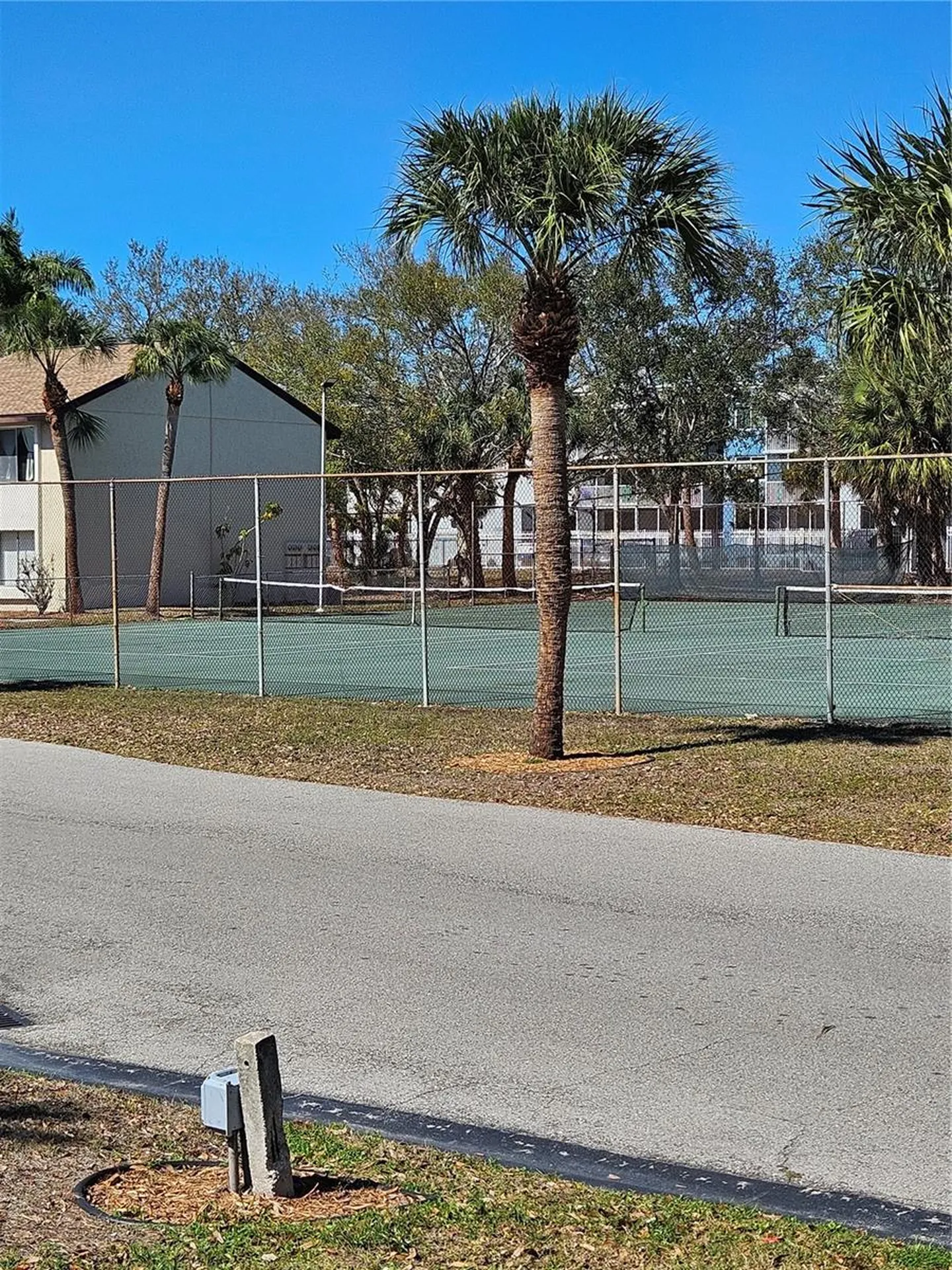2744 Hidden Lake Boulevard Sarasota FL 34237