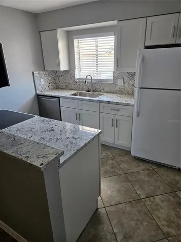 2744 Hidden Lake Boulevard Sarasota FL 34237