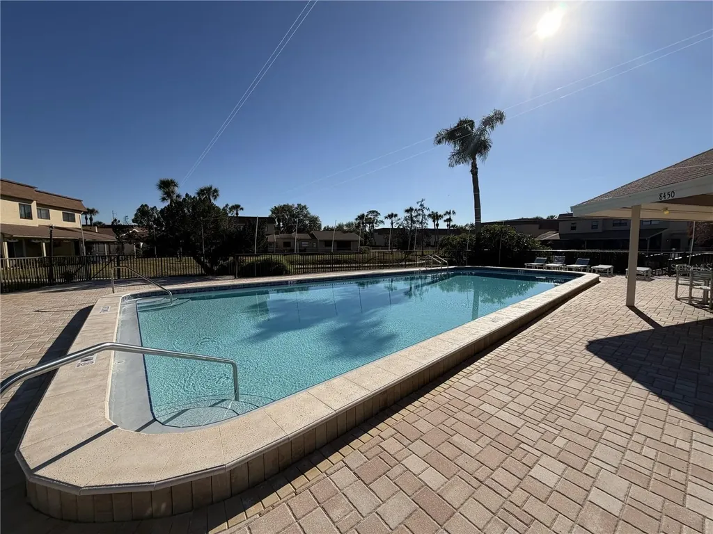 8414 17th Street N St Petersburg FL 33702