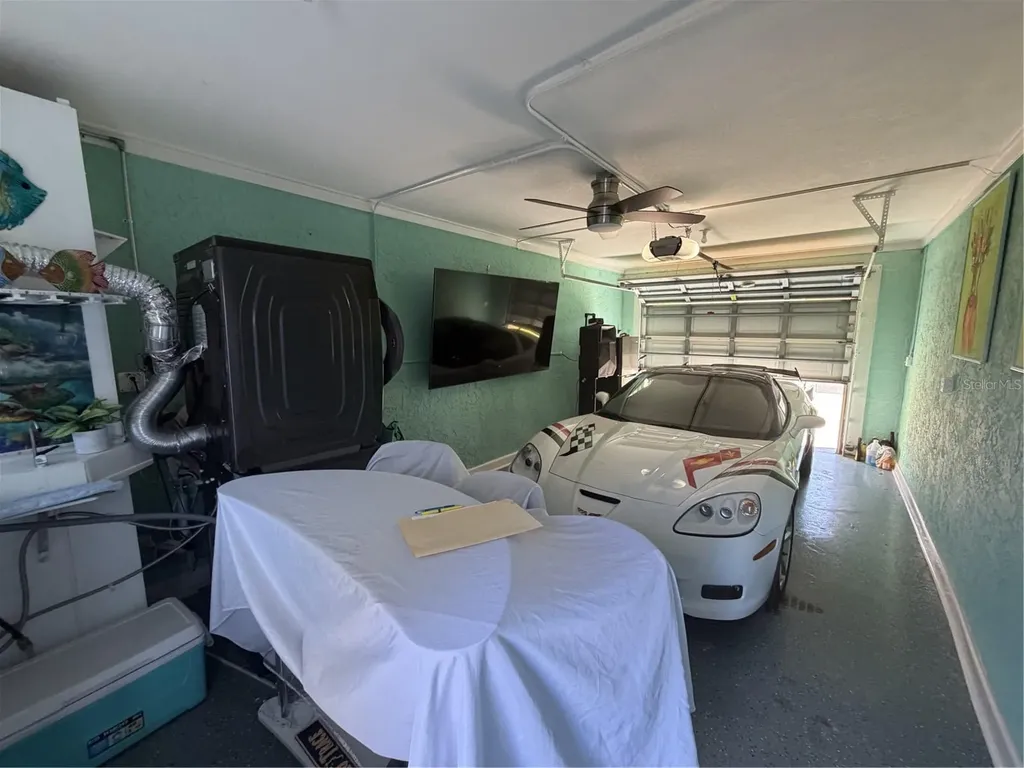 8414 17th Street N St Petersburg FL 33702